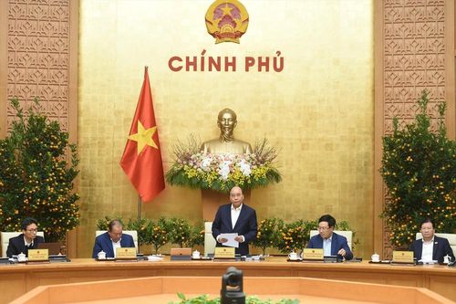 Đưa vắc - xin phòng đến người dân trong quý I