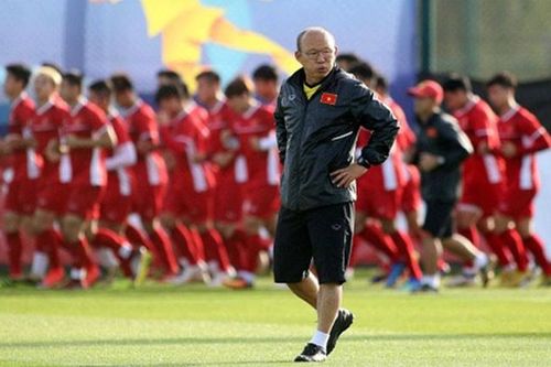 Hoãn trận Việt Nam đấu Malaysia Vòng loại World Cup 2022, ông Park đón Tết trong khu cách ly