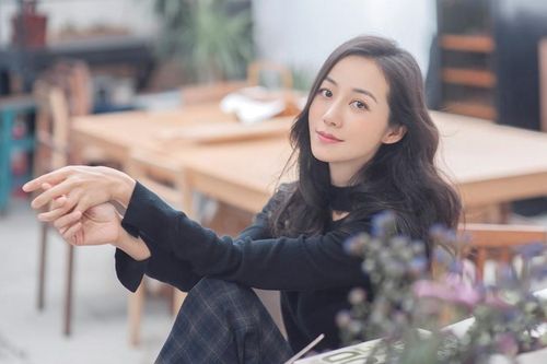 Phụ nữ sẽ trở nên hấp dẫn hơn trong mắt mọi người nếu sở hữu 3 đặc điểm sau
