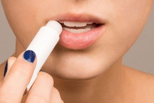 Nguyên nhân gây khô môi và cách khắc phục hiệu quả nhất
