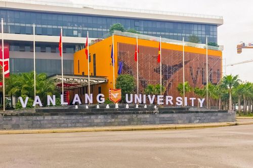 Tiếp quản lò bóng đá PVF, Tập đoàn Giáo dục Văn Lang làm ăn thế nào?