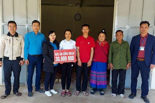 Quan tâm chăm lo tết cho người lao động