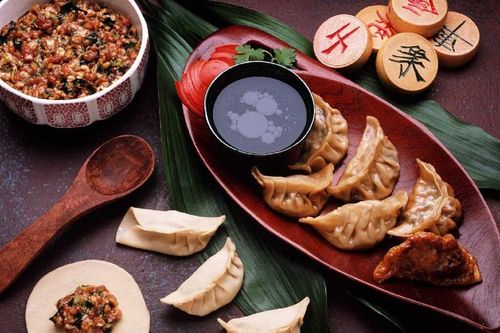 Ngày Tết người Trung Quốc thường ăn những gì