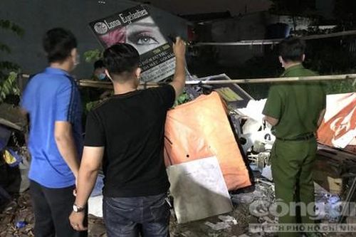 Người đàn ông chết bất thường trong bãi đất trống ở TP.Thủ Đức