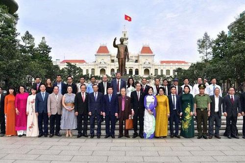 Hủy chương trình gặp gỡ kiều bào Tết Tân Sửu năm 2021