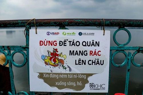 Đừng để Táo Quân mang rác lên chầu