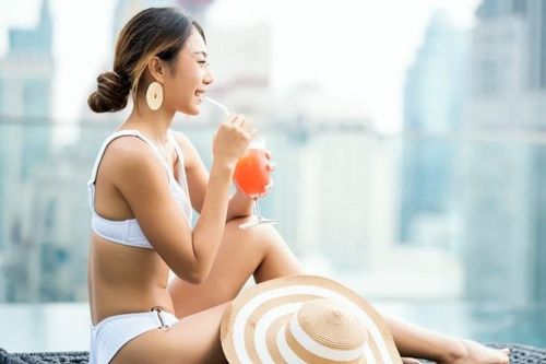 Những món ăn nên tránh để có làn da đẹp trước Tết