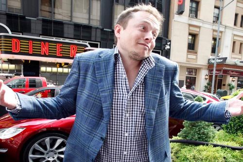 Các đối thủ giúp Tesla làm giàu như thế nào?