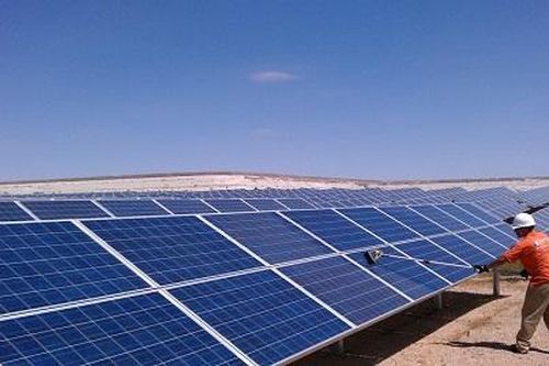 Cần cơ chế xử lý phù hợp tấm pin mặt trời hết hạn sử dụng