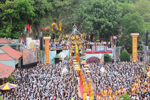 Lễ hội Quán Thế Âm Ngũ Hành Sơn trở thành Di sản văn hóa phi vật thể quốc gia