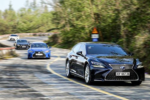 Hành trình Lexus Signature 2021 - 'Tinh hoa bừng hứng khởi'