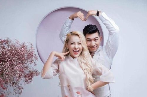Chán hở hang phản cảm, Ngân 98 và bạn trai bất ngờ 'đổi gió'