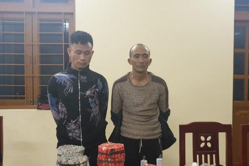 Lập xưởng tại nhà, sản xuất, buôn bán pháo nổ