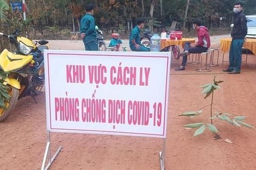 Mẹ bé 8 tháng tuổi dương tính nCoV ở Bình Dương bán gà tại chợ