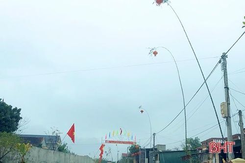 'Bỏ túi' tiền triệu từ nghề làm nêu đón tết