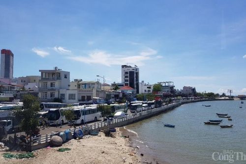 Khách du lịch hủy tour, đòn giáng vào kỳ vọng cải thiện hoạt động khách sạn
