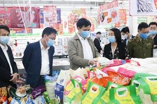 Kiểm tra nguồn hàng dự trữ và bình ổn thị trường dịp Tết Nguyên đán