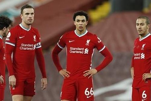 Thua sốc Brighton, Liverpool 'hụt hơi' trong cuộc đua vô địch