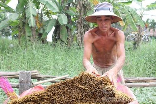 Ngôi làng mang nguyện ước con người đến với tổ tiên, trời phật