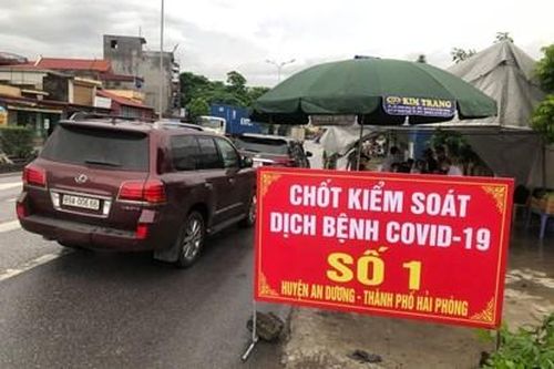 Các vùng có dịch COVID-19: Thị trường ổn định, không khan hiếm thiết bị vật tư y tế