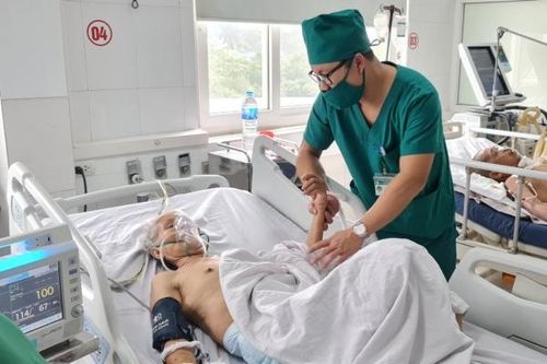 Cứu sống bệnh nhân ngừng tuần hoàn