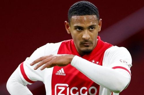 Ajax quên đăng ký cầu thủ đắt nhất CLB tại Europa League
