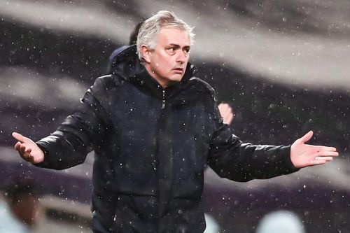 Mourinho: 'Không thể chấp nhận quả phạt đền'