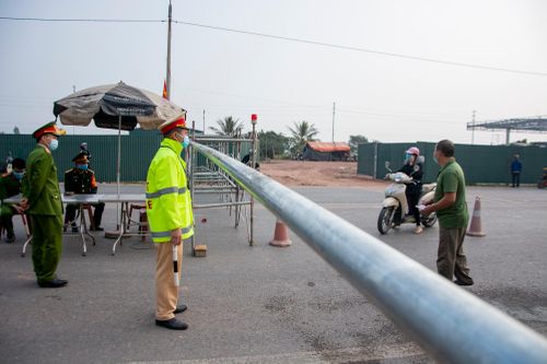 Đi khỏi khu vực phong tỏa, người đàn ông bị phạt 25 triệu