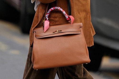 Nhóm người bị bắt vì buôn bán túi Hermès Birkin
