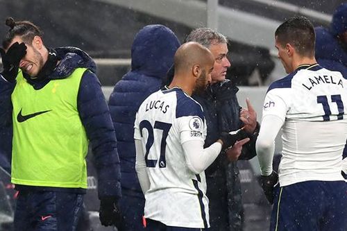 Rio Ferdinand chê bai Tottenham thậm tệ sau thất bại trước Chelsea