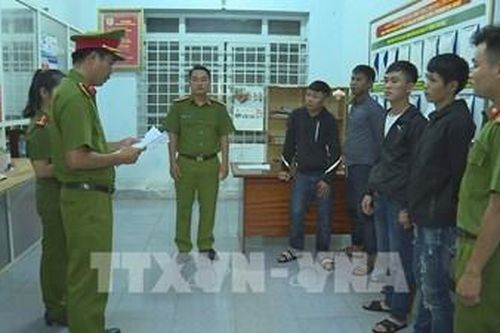 Những hành vi bị nghiêm cấm trong thi hành tạm giữ, tạm giam