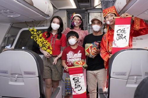 'Táo quân' mang bất ngờ đến những chuyến bay Vietjet ngày 23 tháng Chạp