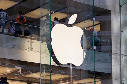 Apple đang phát triển thiết bị đeo có 2 màn hình 8K, 12 camera nhưng điều 'đáng sợ' nhất là mức giá