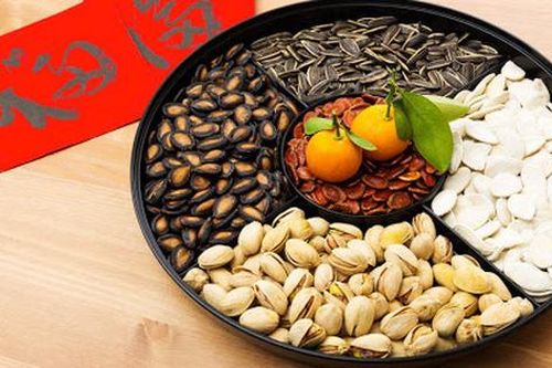 Sắm Tết 2021: Tất cả các bí kíp lựa chọn, bảo quản các loại hạt khô nhâm nhi ngày Tết