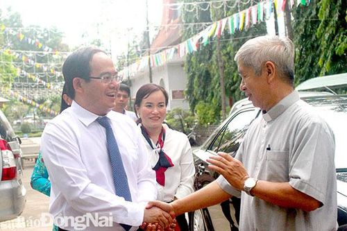 Vị linh mục góp phần lan tỏa các phong trào thi đua