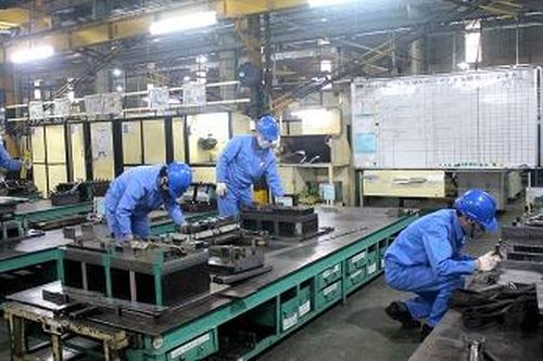 Phòng, chống dịch COVID-19 trong công nhân, lao động