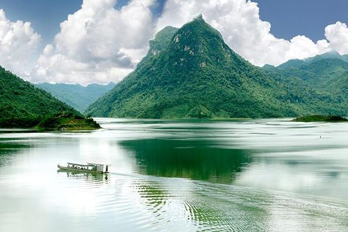 'Công chúa' thức giấc...
