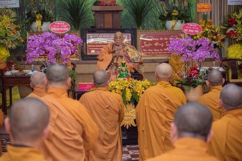 Khánh chúc Hòa thượng Thích Hiển Tu, Phó Pháp chủ Hội đồng Chứng minh GHPGVN, 100 tuổi