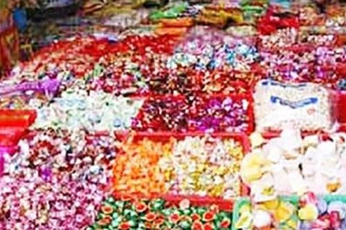 Cuối năm cẩn trọng với bánh kẹo '3 không'