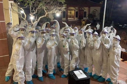 Xúc động nhật ký 4 ngày ở tâm dịch của sinh viên trường Y