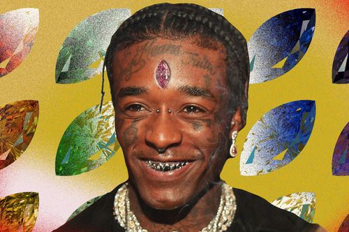 Làm thế nào để gắn kim cương vào trán nam rapper?