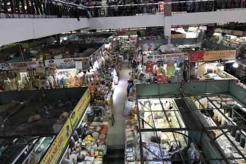 Đà Nẵng: Tiểu thương lo lắng vì chợ Tết vắng khách