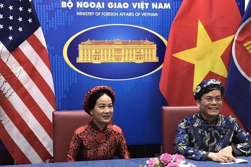 Cộng đồng người Việt cùng bạn bè Mỹ và quốc tế vui đón Tết Tân Sửu 2021