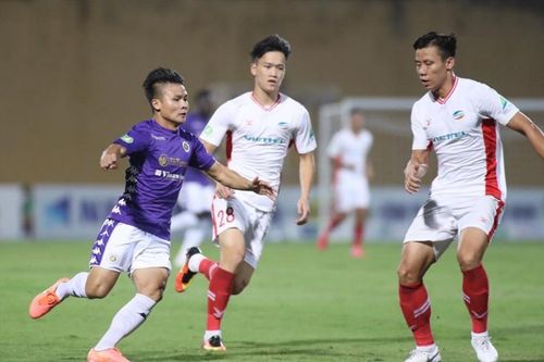Nửa già đội hình Viettel ăn Tết xa nhà vì dịch Covid-19