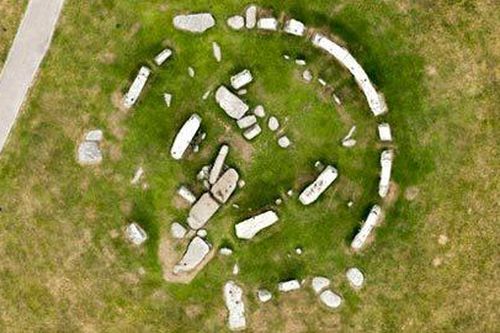 Bí ẩn về bãi đá cổ Stonehenge được giải mã