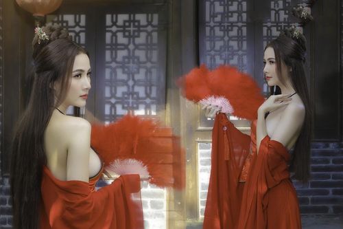 Phan Thị Mơ hóa tiên nữ, hững hờ thềm ngực quyến rũ mê hồn