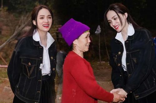 Diện sơmi trắng với style nữ sinh đi làm từ thiện, Hương Giang đẹp như thiên thần