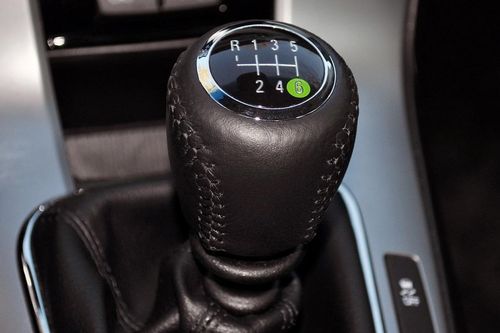 Kinh nghiệm tự chăm sóc và bảo dưỡng hộp số ô tô