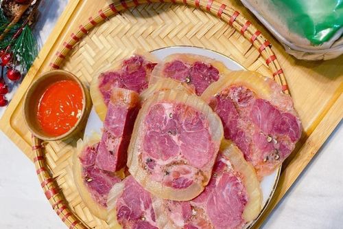 Sắm tết thảnh thơi cùng với Madame Hoàng
