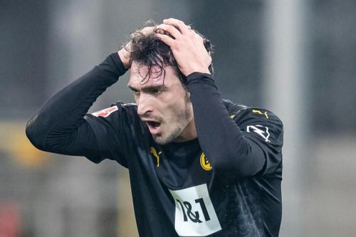 Thần đồng 16 tuổi không cứu nổi Dortmund